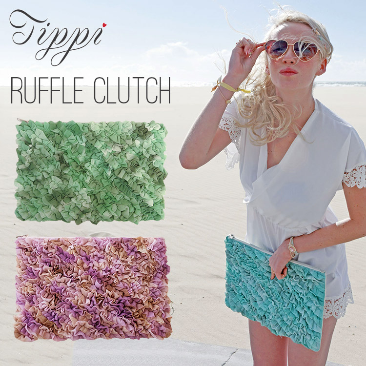 【アルコールジェルおまけ】【50％OFFクーポン】Tippi　ruffle　クラッチ（ティッピ　クラッチバッグ　ハンドバッグ　ラッフル　レース　フリル　グラデーション　A4　夏　summer　リゾート　バカンス　海）【送料無料　在庫有り】【あす楽】